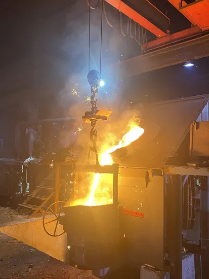 1550 Degrees (Cast Iron) ISO Approved Aps Internation Standard Forging Furnace 2ton 